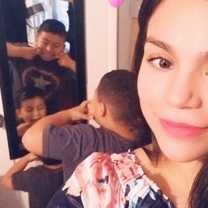 Meet your Posher, Crystal